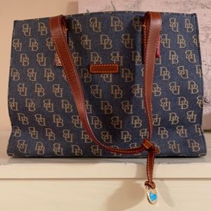 Dooney & Bourke Handbag